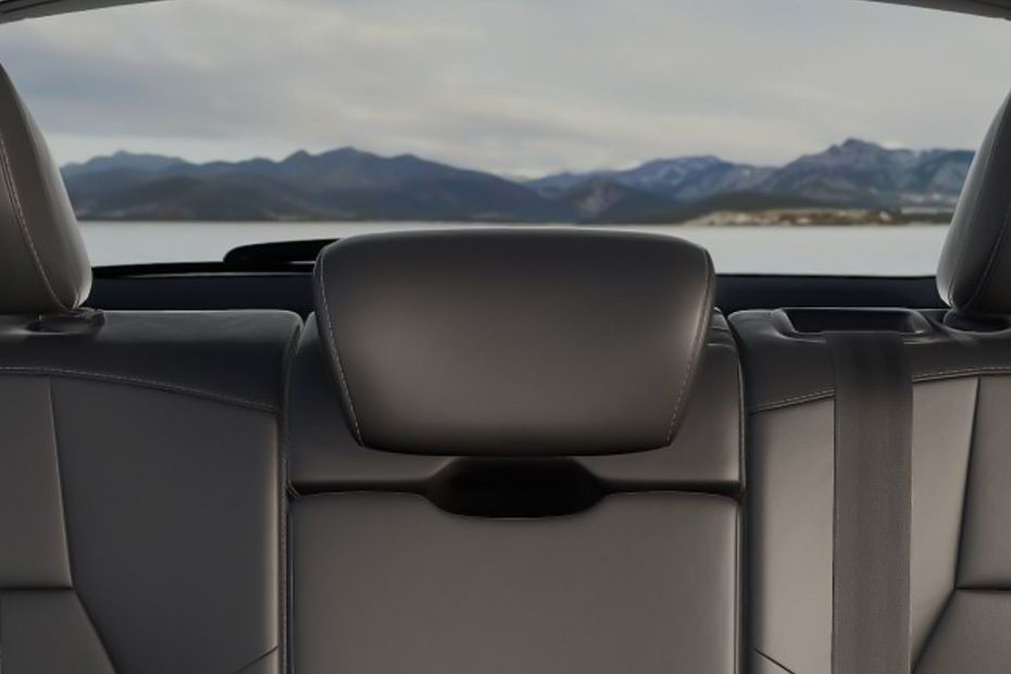 Q5 Sportback Rear Seat Head rest