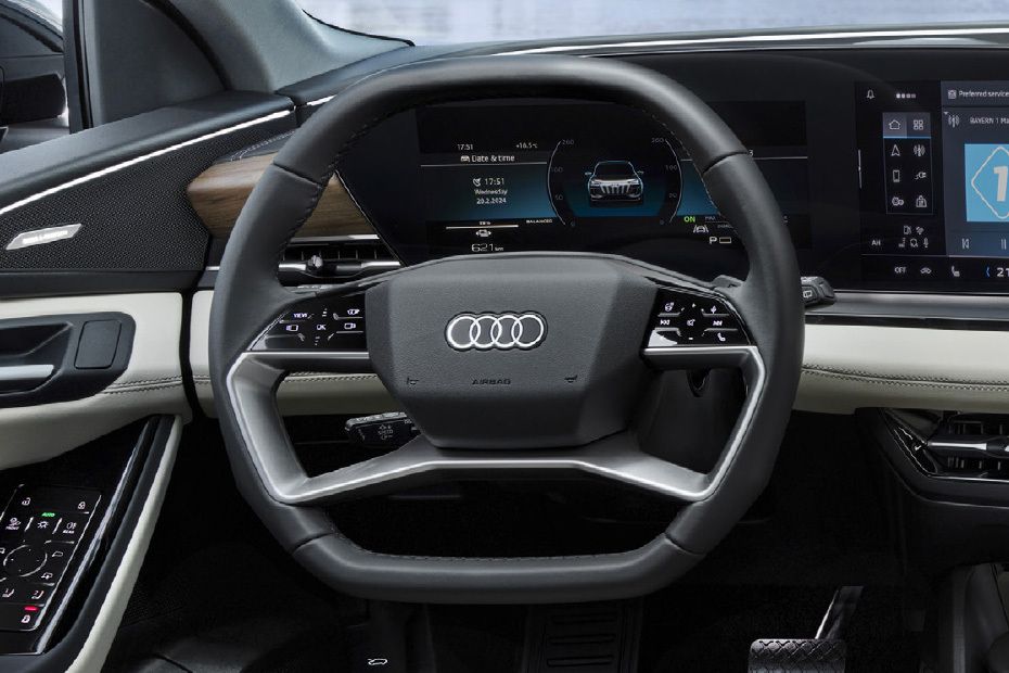 أودي كيو 6 إي-ترون Steering Wheel أودي كيو 6 إي-ترون Steering Wheel