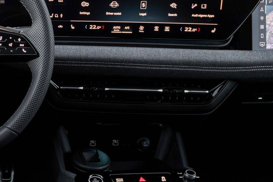 Front AC Controls of أودي أيه 6 إي-ترون Front AC Controls of أودي أيه 6 إي-ترون