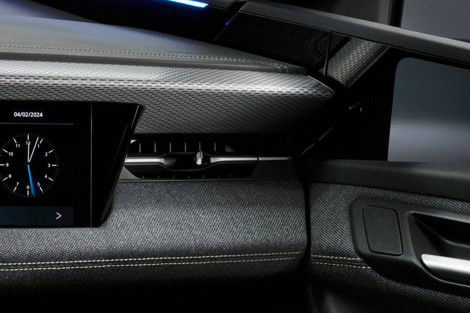 أيه 6 إي-ترون Front Side Ac Vents أيه 6 إي-ترون Front Side Ac Vents