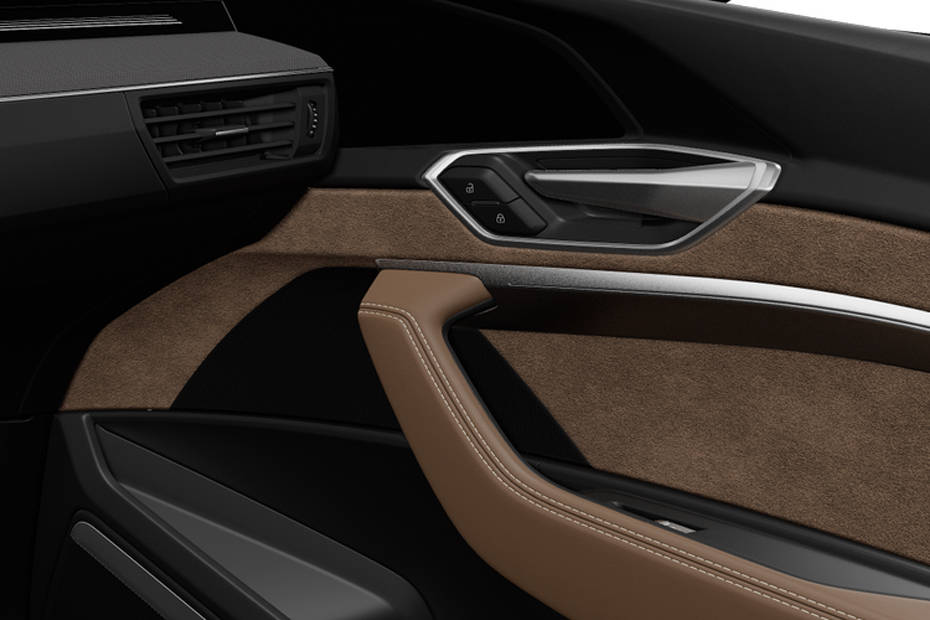 door handle interior of أودي Q8 إي-ترون door handle interior of أودي Q8 إي-ترون