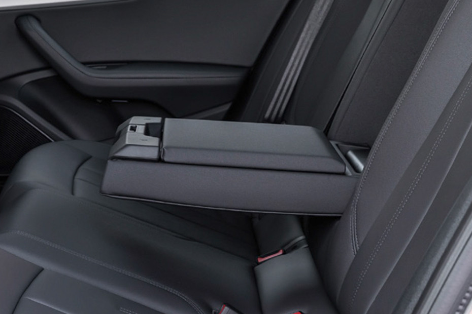A4 Armrest Rear A4 Armrest Rear