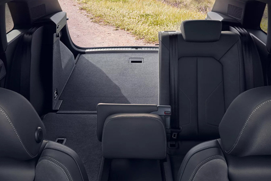 Folding Seats of Audi Q3 Folding Seats of Audi Q3