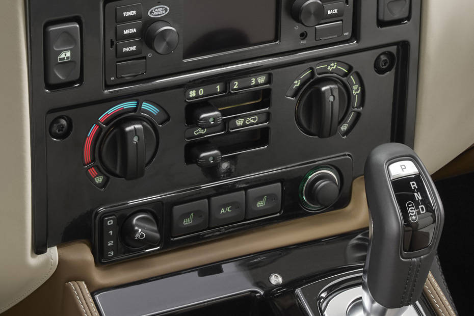 Front AC Controls of Land Rover Classic Defender Front AC Controls of Land Rover Classic Defender