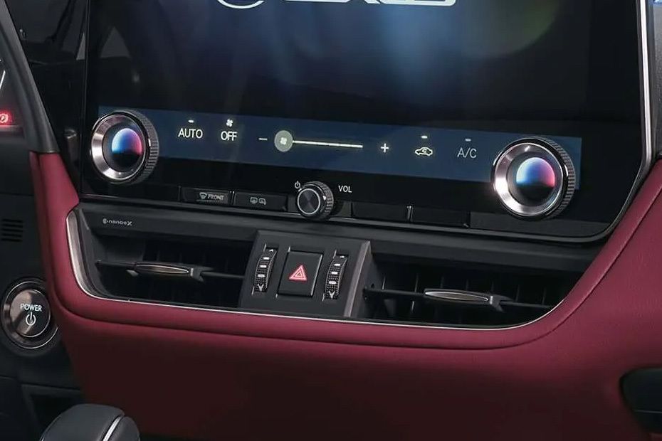 Front AC Controls of لكزس إي إس 2026 Front AC Controls of لكزس إي إس 2026