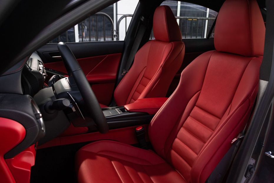 IS (2021-2022) Front Seats IS (2021-2022) Front Seats