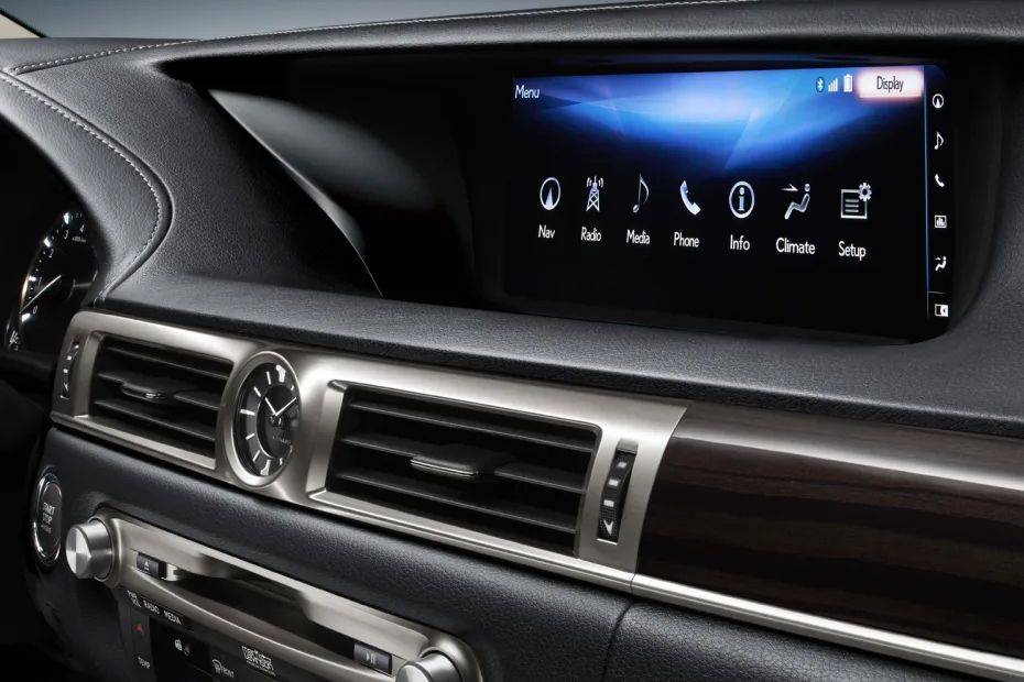 Side AC Controls of لكزس GS Hybrid Side AC Controls of لكزس GS Hybrid