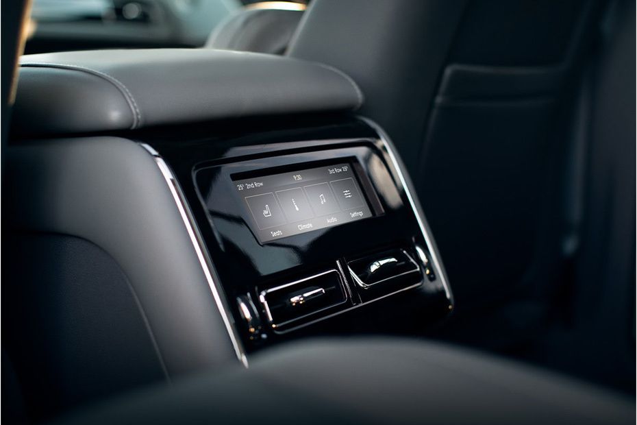 أفياتور Rear AC Controls أفياتور Rear AC Controls
