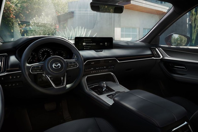 Dashboard View of CX-90