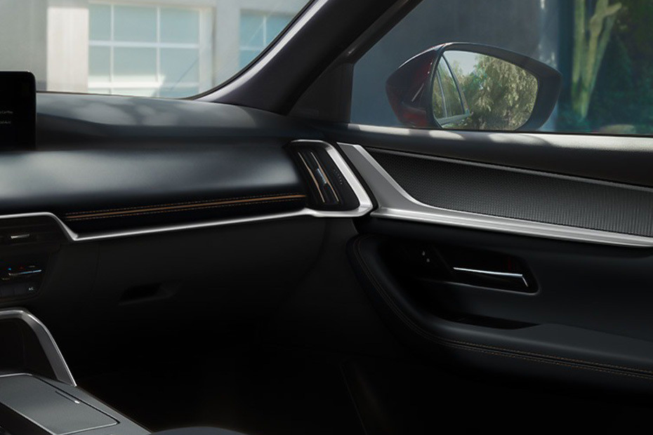 مازدا CX-90 Passengers View مازدا CX-90 Passengers View