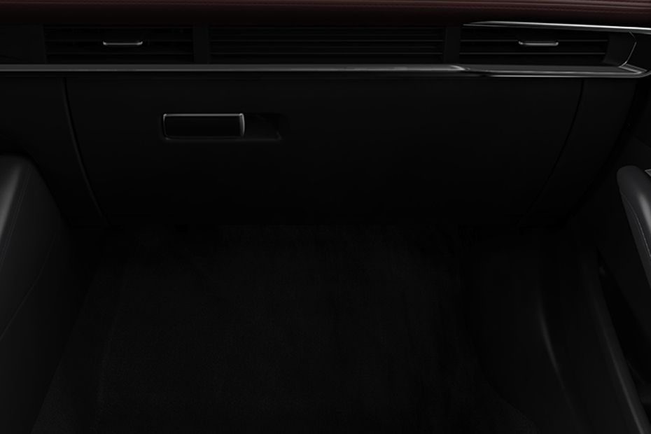 مازدا 3 هاتشباك Storage (Center Console) مازدا 3 هاتشباك Storage (Center Console)