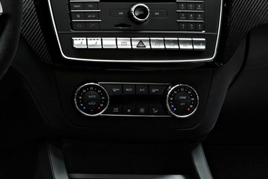 Side AC Controls of مرسيدس بنز الفئة جي أل إي كوبيه Side AC Controls of مرسيدس بنز الفئة جي أل إي كوبيه