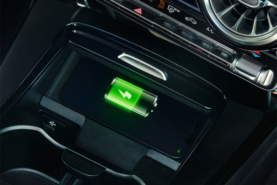 Power Accessories Outlet View of Mercedes-Benz AMG A-Class