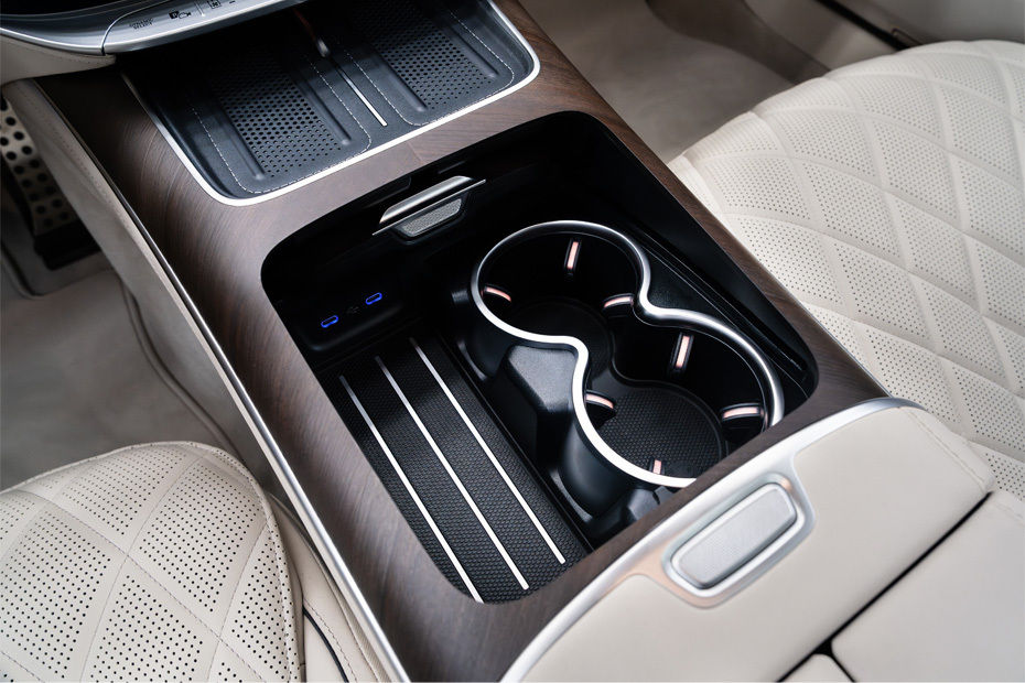 إس كلاس Cup Holders