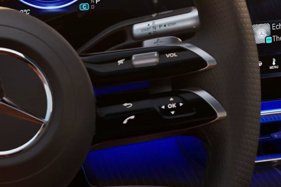 مرسيدس بنز جي إل سي إلكتريك Multi Function Steering