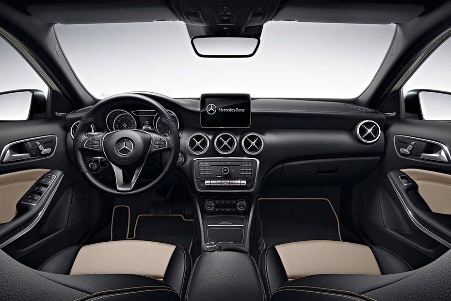 Dashboard View of A-Class Dashboard View of A-Class
