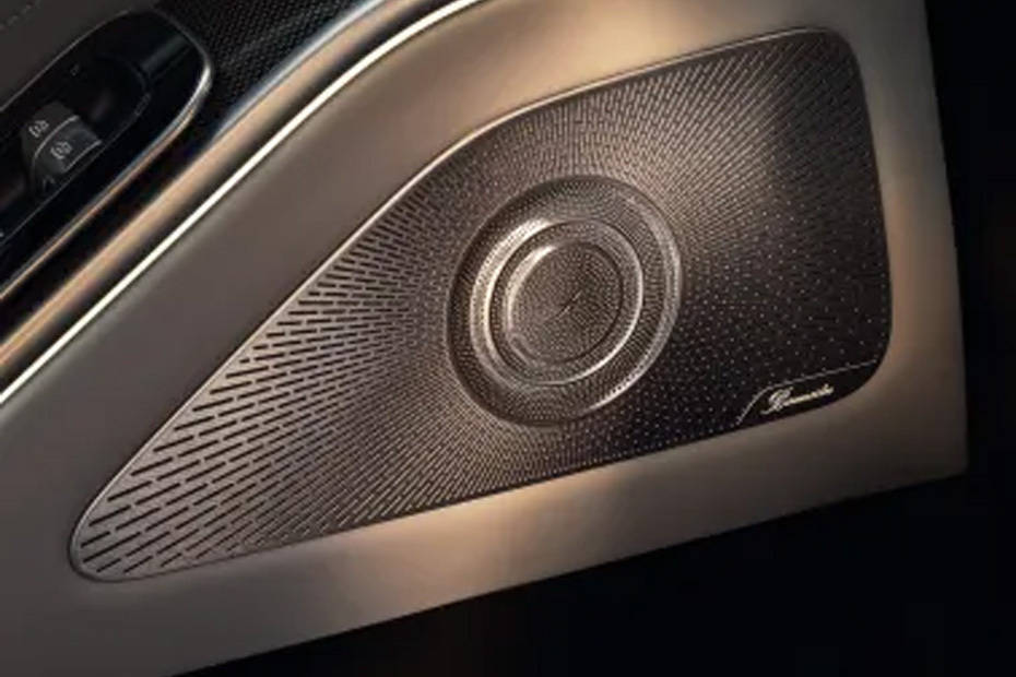 Speakers View of Mercedes-Benz S-Class Sedan Speakers View of Mercedes-Benz S-Class Sedan