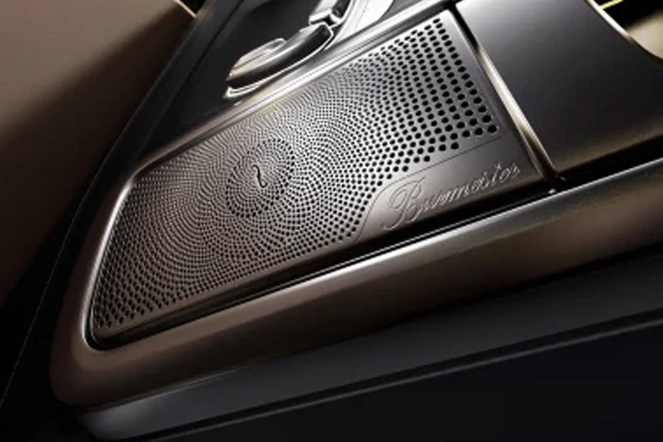 Speakers View of Mercedes-Benz G-Class Speakers View of Mercedes-Benz G-Class