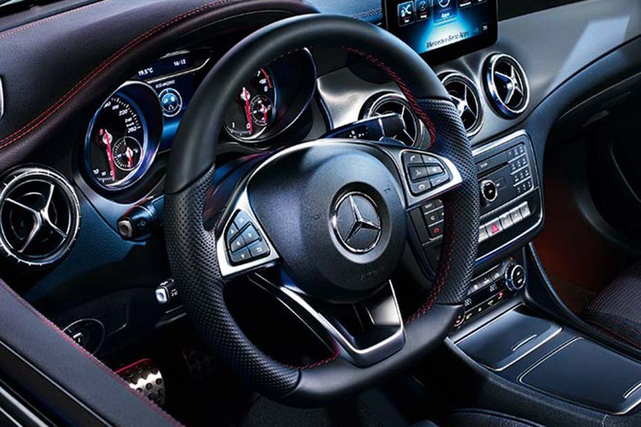 Mercedes-Benz CLA-Class Steering Wheel Mercedes-Benz CLA-Class Steering Wheel