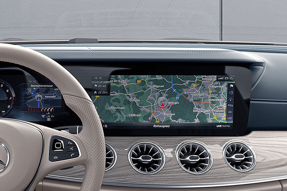 الفئة - إي كابريوليه gps navigator الفئة - إي كابريوليه gps navigator