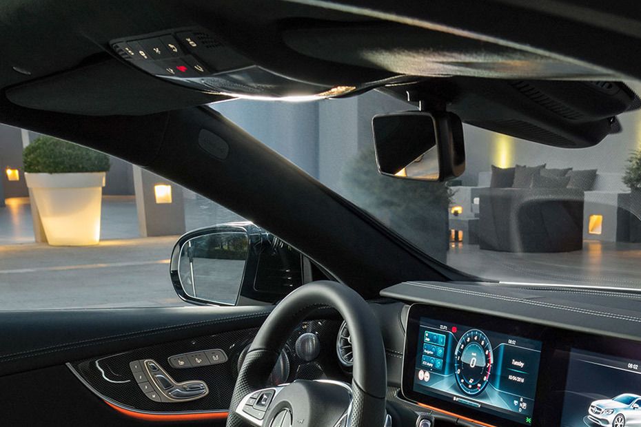 E-Class Coupe Courtesy Lamps E-Class Coupe Courtesy Lamps