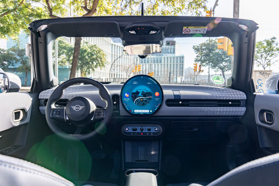 Dashboard View of كونفرتيبل Dashboard View of كونفرتيبل