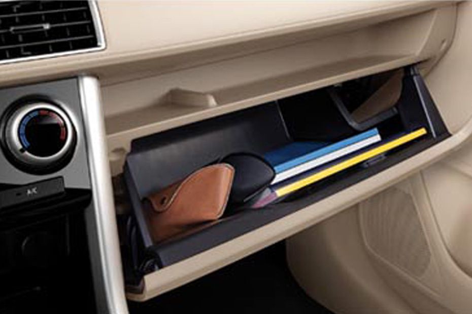 ميتسوبيشي إكسباندر Glove Box ميتسوبيشي إكسباندر Glove Box