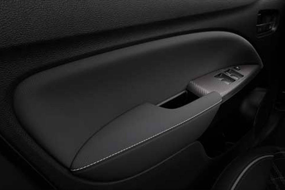 ميتسوبيشي سبيس ستار Drivers Side In Side Door Controls ميتسوبيشي سبيس ستار Drivers Side In Side Door Controls