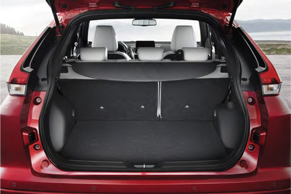 Folding Seats of ميتسوبيشي اكلبس كروس Folding Seats of ميتسوبيشي اكلبس كروس