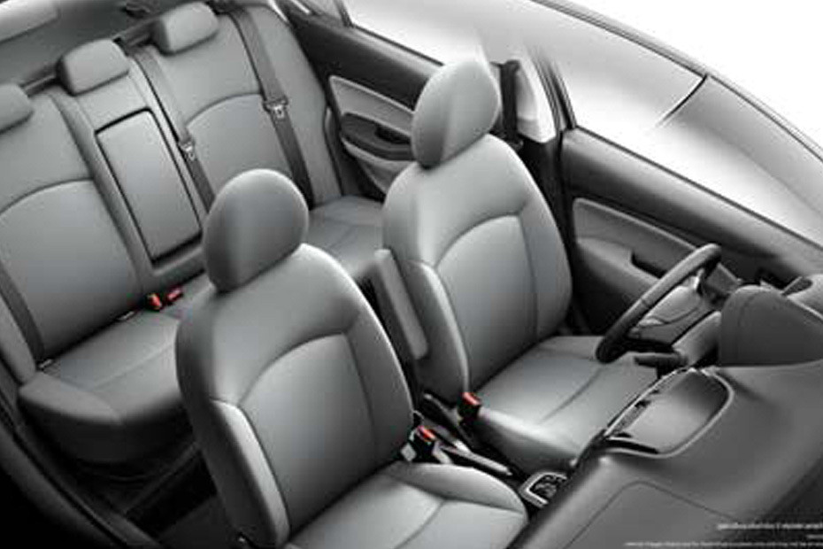 Mitsubishi Attrage Front And Rear Seats Together Mitsubishi Attrage Front And Rear Seats Together