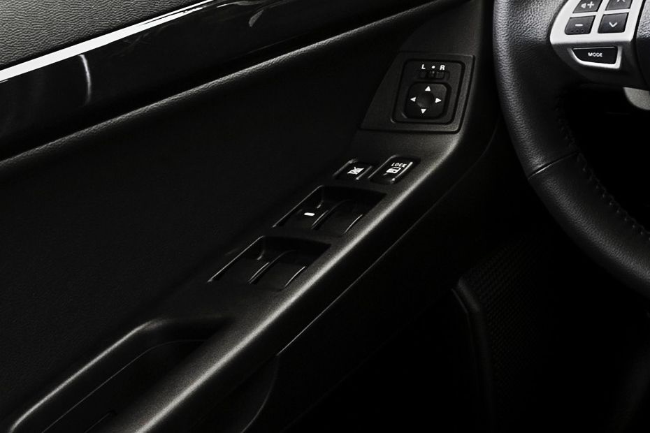Mitsubishi Lancer EX Drivers Side In Side Door Controls Mitsubishi Lancer EX Drivers Side In Side Door Controls