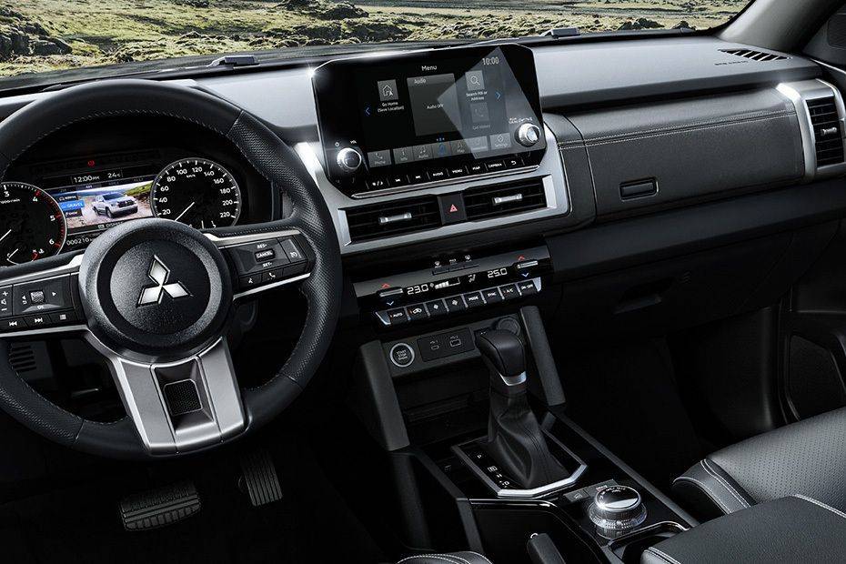L200 Center Console L200 Center Console