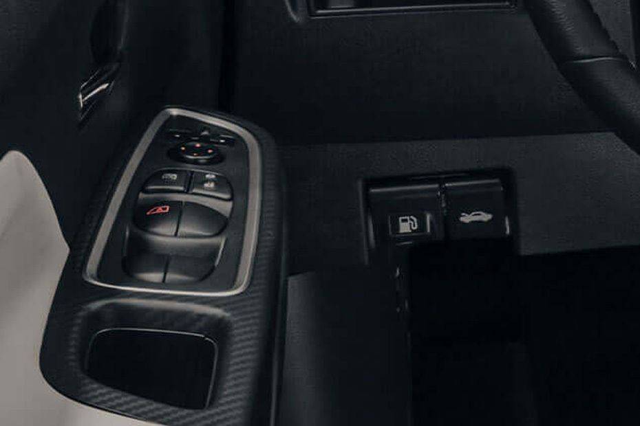 Nissan Sunny Drivers Side In Side Door Controls Nissan Sunny Drivers Side In Side Door Controls