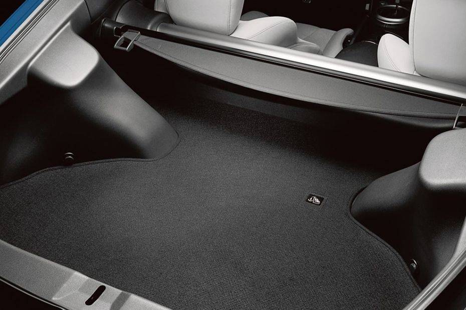 370Z Coupe Trunk Open 370Z Coupe Trunk Open