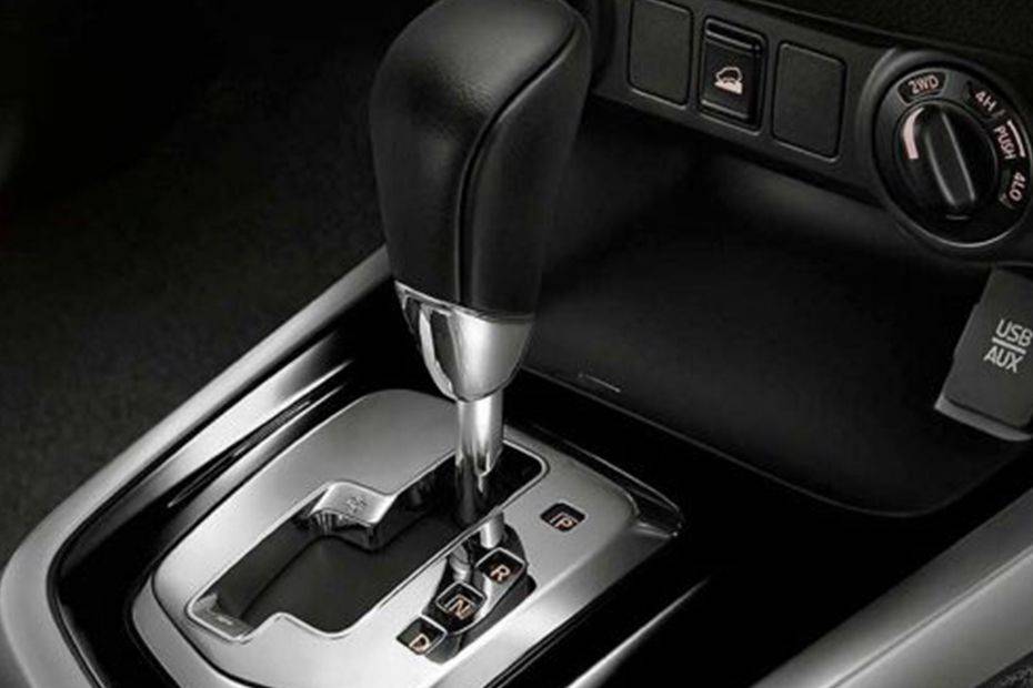 Nissan Navara Pickup(2017-2021) Gear Shifter Nissan Navara Pickup(2017-2021) Gear Shifter