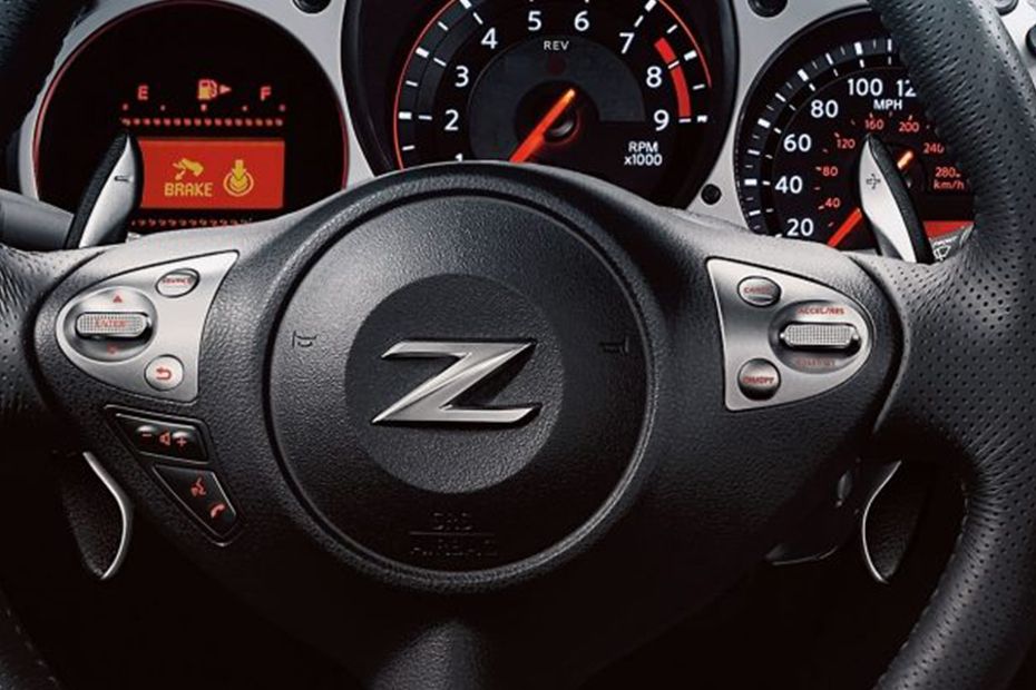 Nissan 370Z Roadster Multi Function Steering Nissan 370Z Roadster Multi Function Steering
