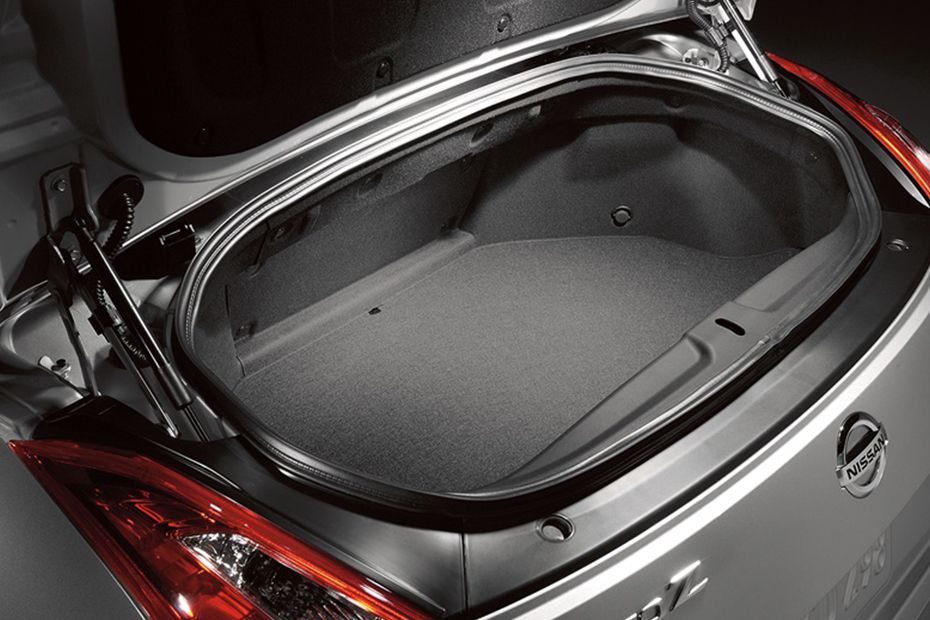 370Z Roadster Trunk Open 370Z Roadster Trunk Open