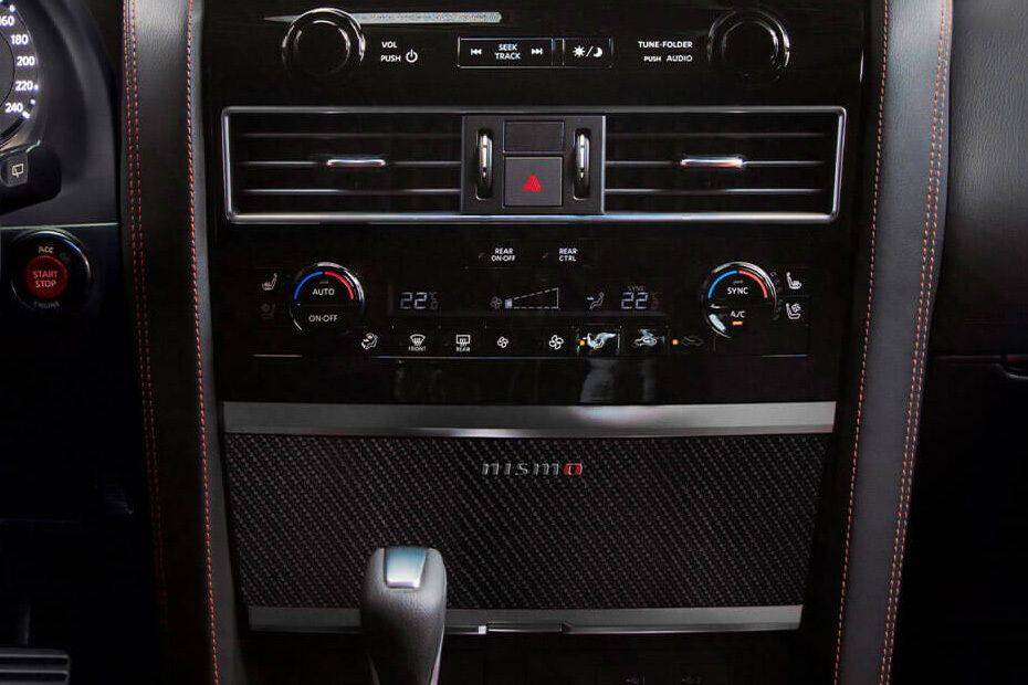 Front AC Controls of Nissan Patrol Nismo Front AC Controls of Nissan Patrol Nismo