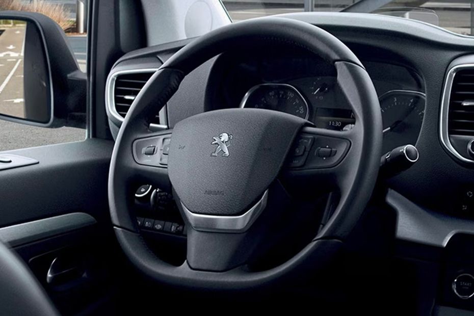 بيجو ترافيلر Steering Wheel بيجو ترافيلر Steering Wheel