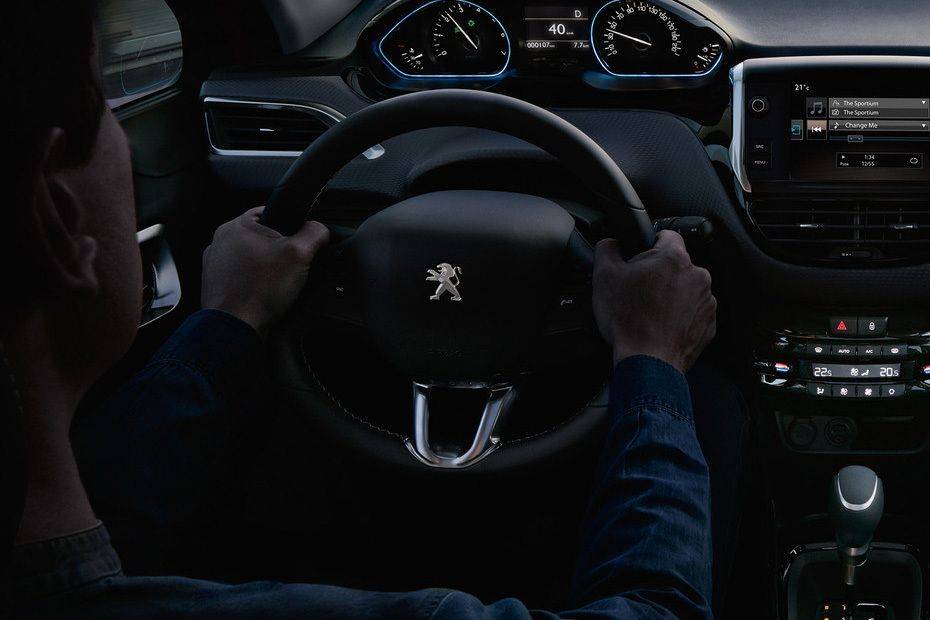 بيجو 2008 (2015-2022) Steering Wheel بيجو 2008 (2015-2022) Steering Wheel