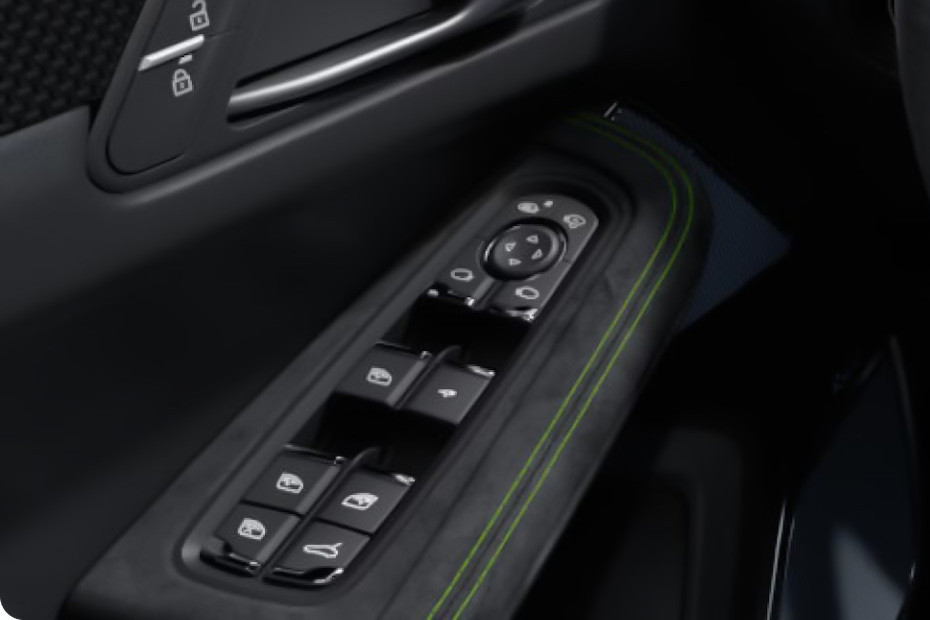 Porsche Macan Drivers Side In Side Door Controls Porsche Macan Drivers Side In Side Door Controls