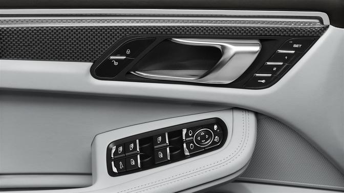 بورش Macan S Diesel Drivers Side In Side Door Controls بورش Macan S Diesel Drivers Side In Side Door Controls