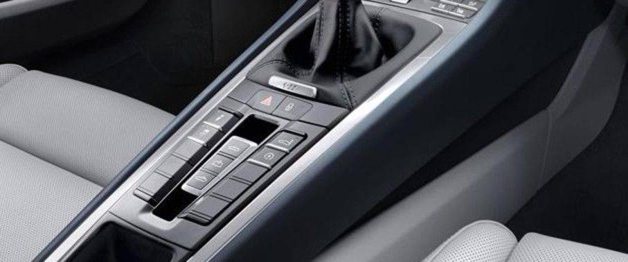 Center Controls of Porsche 911 Carrera Cabriolet Center Controls of Porsche 911 Carrera Cabriolet