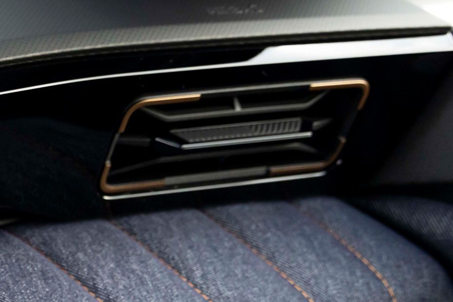 4 Front Side Ac Vents 4 Front Side Ac Vents