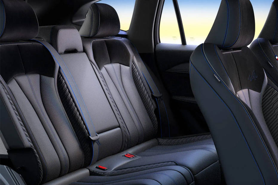 رينو كوليوس Rear Seats رينو كوليوس Rear Seats