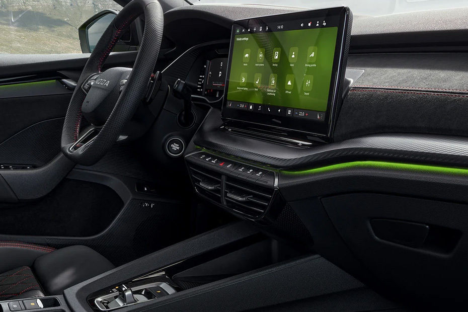 Octavia RS Center Console