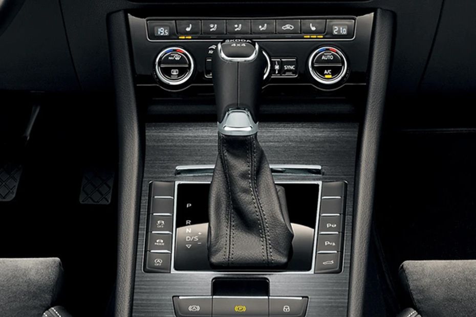 Skoda Superb Gear Shifter Skoda Superb Gear Shifter