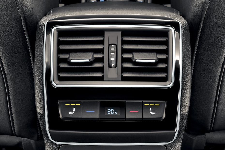 Superb Rear AC Controls Superb Rear AC Controls
