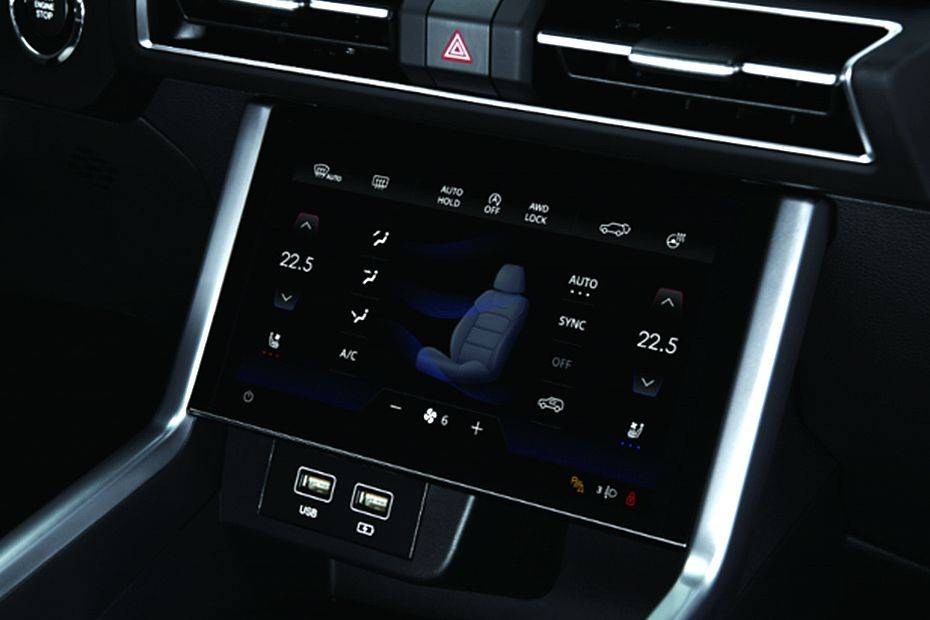 Front AC Controls of سانج يونج توريس Front AC Controls of سانج يونج توريس