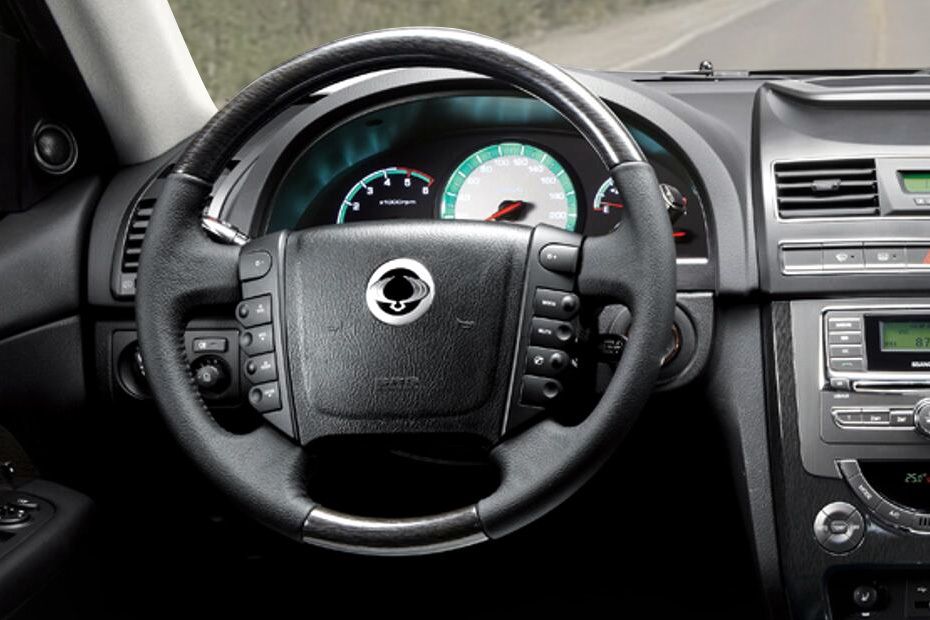 سانج يونج Rexton W Steering Wheel سانج يونج Rexton W Steering Wheel